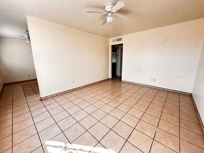 Photo - 917 Branson Ave Apartamento Unidad A