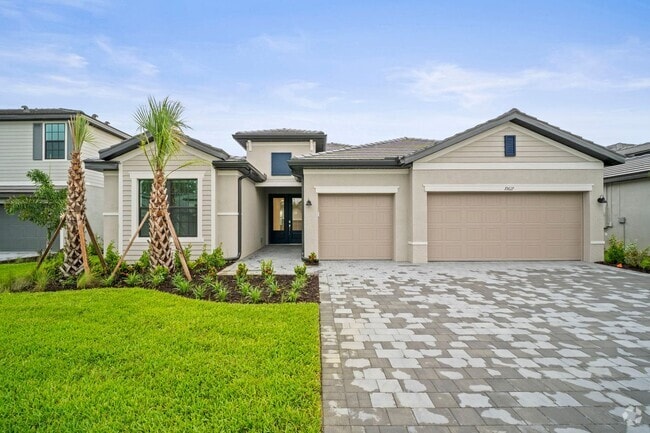 Building Photo - Spacious home 3beds+Den 3 baths located in...