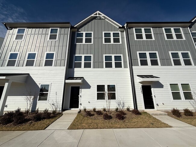 Building Photo - Stunning New Construction 4BD, 3.5BA Apex Townhome with a 2-Car Garage in a Prime Location Near T...