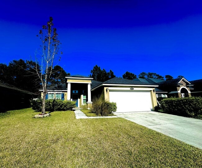 Building Photo - Cedarbrook Community Beauty, Holiday Gem, Available Now!