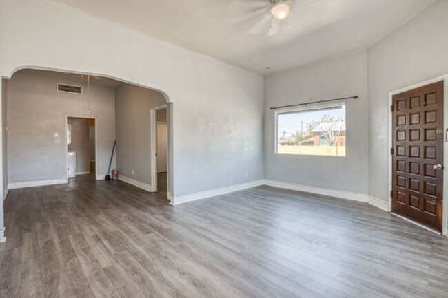 Photo - 3500 Louisville Ave Unit A