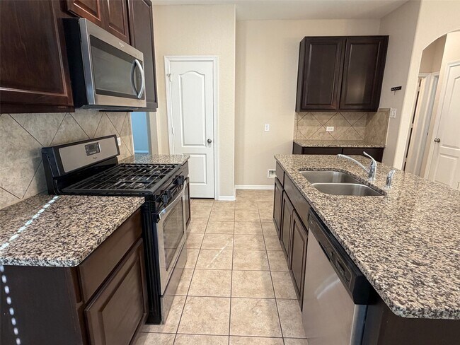 Photo - 2422 Concord Ter