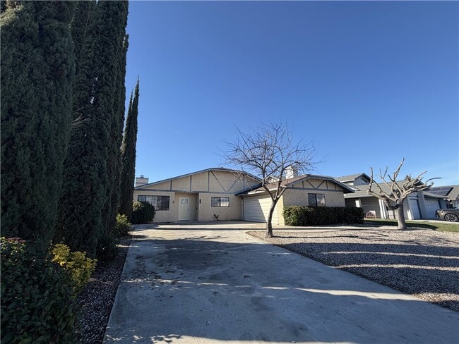 Photo - 115 Rosemary Dr