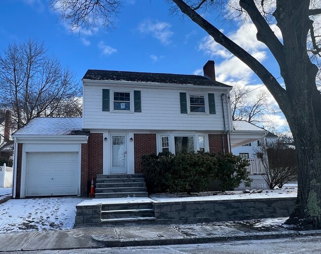 Building Photo - 11 Latin Rd