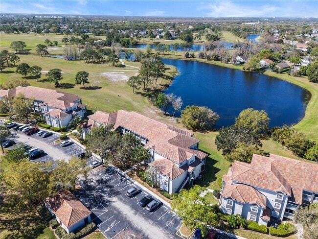 Photo - 13929 Fairway Island Dr