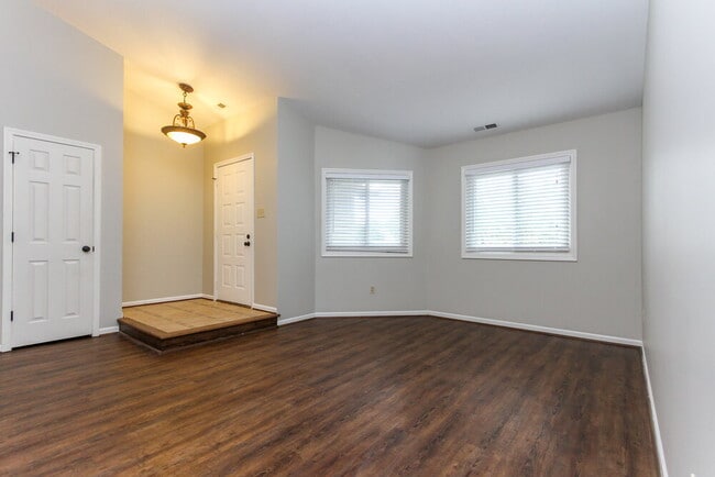 Photo - 9119 Lansburgh Ct