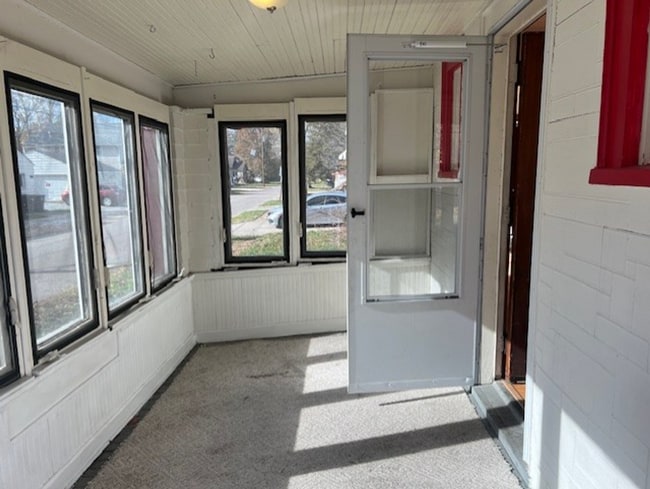 Photo - Cozy 2-Bedroom Bungalow on East Ave – Garage & Enclosed Porch
