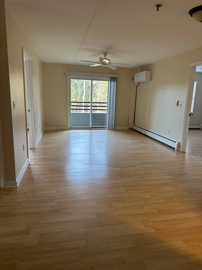 Photo - 303 Lime Kiln Rd Unit 11
