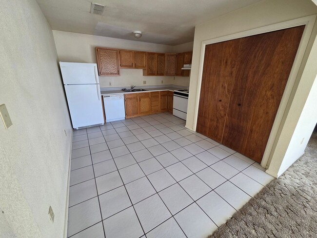 Photo - 2433 E 21st St Unit D (1202)