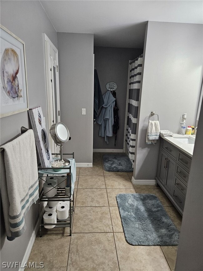 Photo - 1206 Trafalgar Pkwy