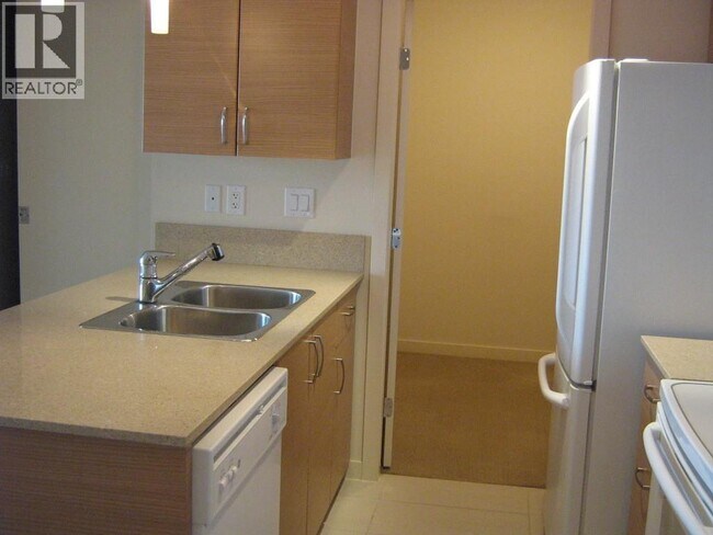 Photo - 928 Homer St Unit 1410