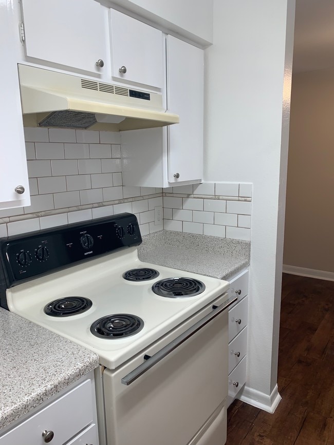 Photo - Hunt Garden Apartments