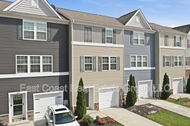 Photo - 202 Magellan Dr