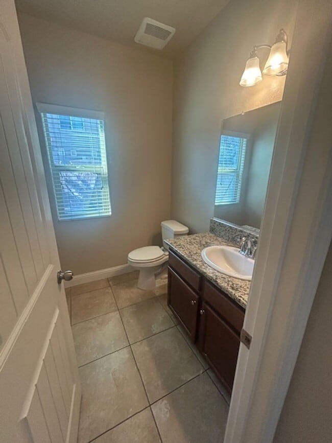 Photo - 4 bedroom 2 bathroom in NW Visalia coming ...