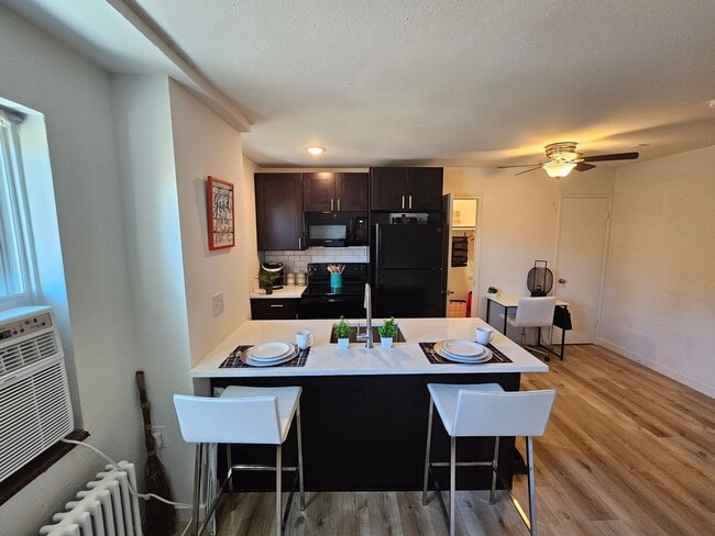 Photo - Hillside Apartments