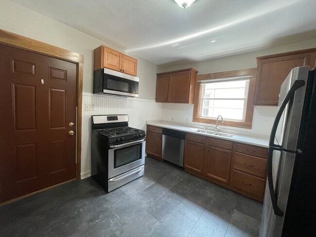 Photo - Charming 3-Bedroom in the Heart of Riverwest