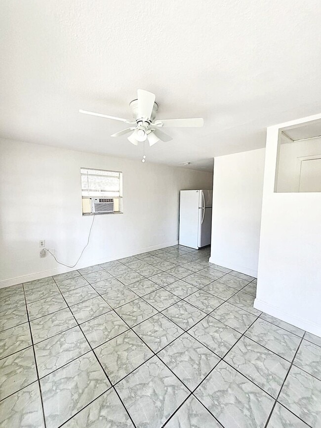 Photo - 3135 Blount St