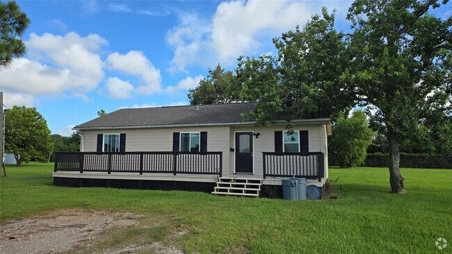 Building Photo - 2739 Lawrence Rd Rental