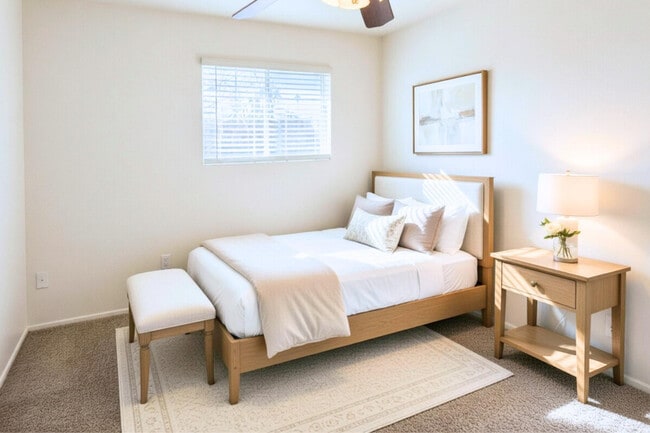 Photo - 1332 N Miller Rd Unit A