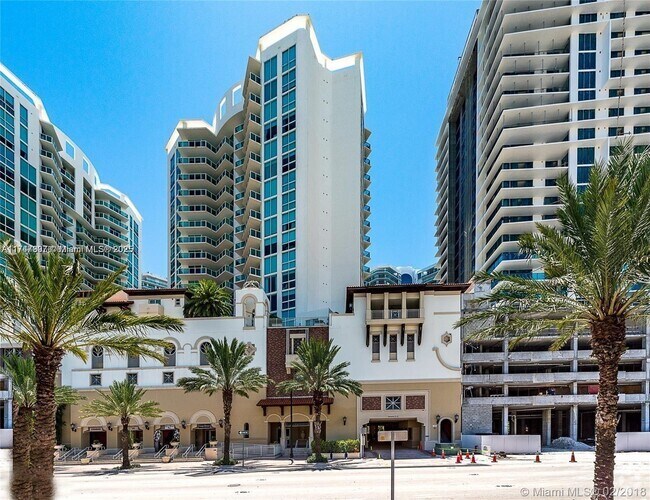 Building Photo - 250 Sunny Isles Blvd Unit 3-1003 Rental
