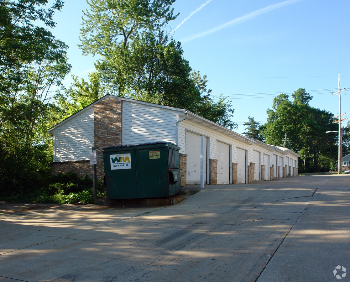 Photo - 441-449 Graham Rd