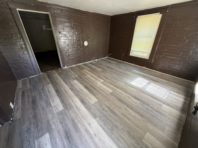 Photo - 1108 Grace St