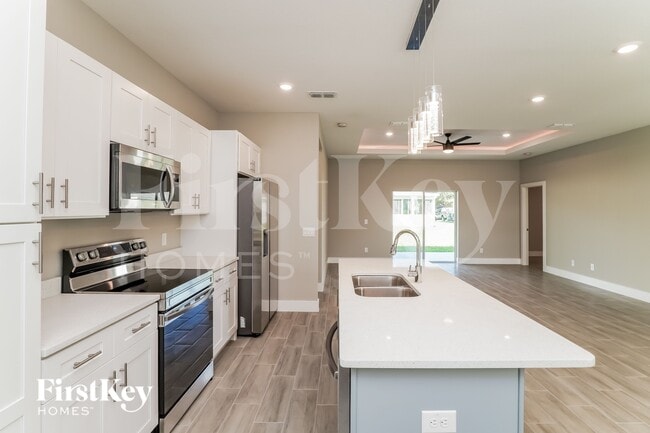 Photo - 1666 Redfin Dr