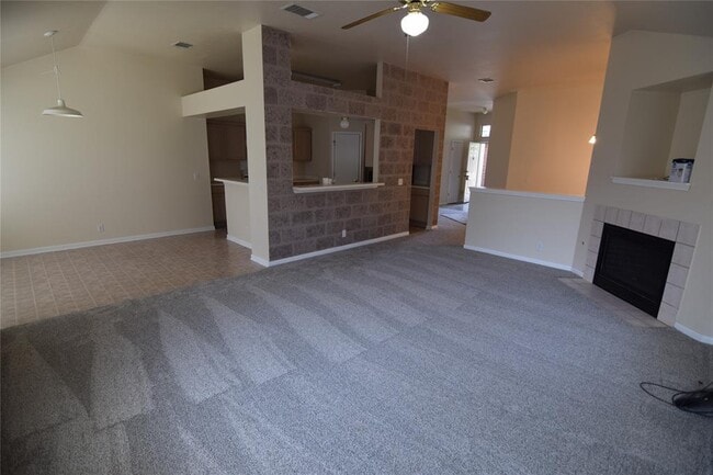 Photo - 380 Zebra Dr
