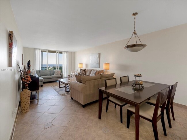 Building Photo - 19380 Collins Ave Unit 1020