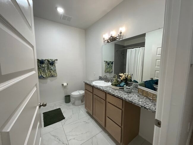 2 Bedroom/2 Bathroom