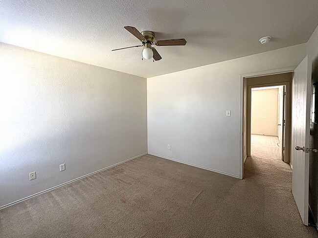 Photo - 314 Creek St Unidad C