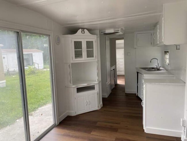 Photo - 925 Ponce De Leon Blvd