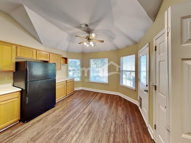 Photo - 1508 Cardinal Ln