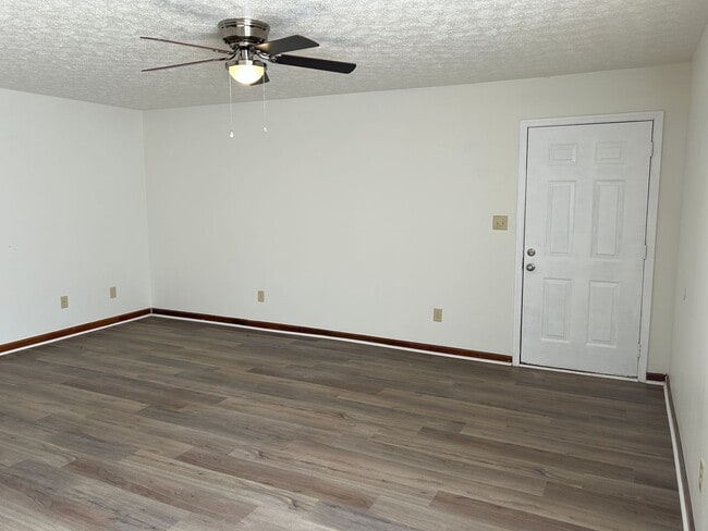 Photo - 304/306 Fawn Ct Unit 306 Fawn Ct