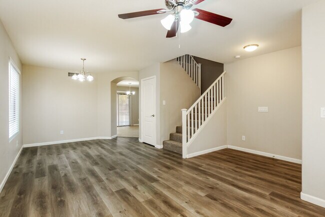 Photo - 2348 W White Feather Ln