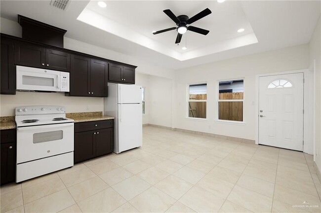 Photo - 11 Valley N Cir Unidad B