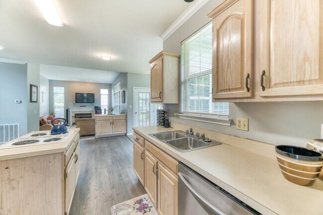 Photo - 8911 Dangerfield Pl