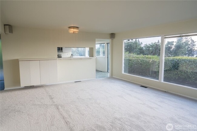 Photo - 3bd/1.75ba Bellevue Home