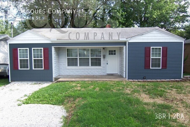 Newly Remodeled 3 Bedroom 2 Bath Convenien... - Newly Remodeled 3 Bedroom 2 Bath Convenien... House