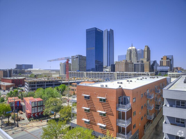 Building Photo - 3 Bedroom/2 Bath Downtown OKC Condo WITH ...