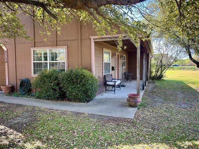 Photo - 335 E Donna Dr