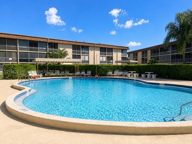Photo - 308 Village Green Cir W Unit 308