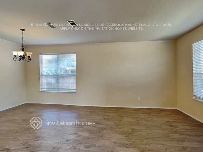 Photo - 13001 Fencerow Rd