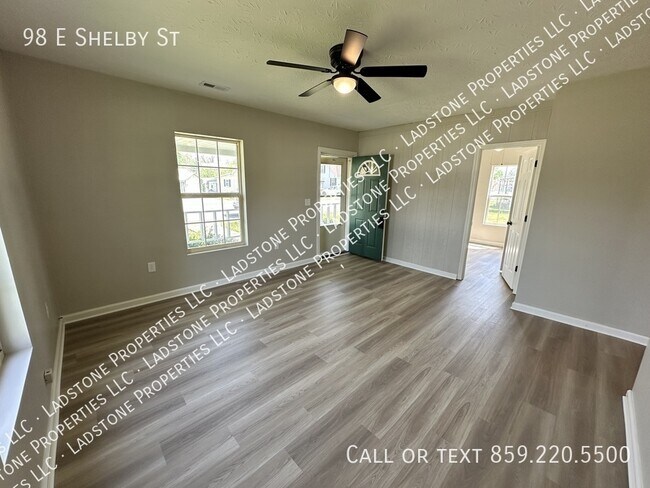 Photo - 98 Shelby St