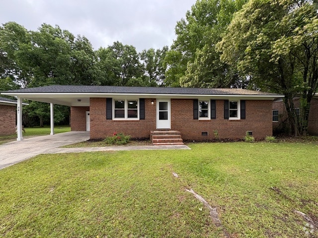Building Photo - 841 Pinewood Dr Rental