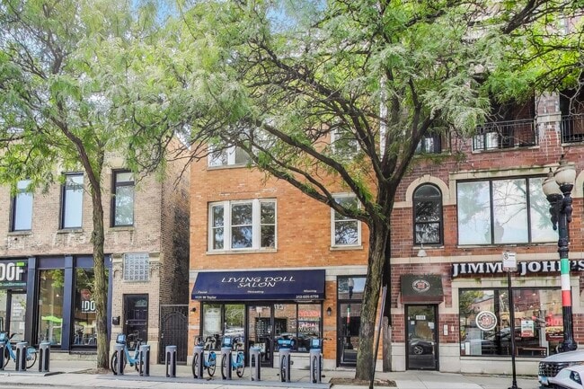 Photo - 1131 W Taylor St Apartment Unit 2F