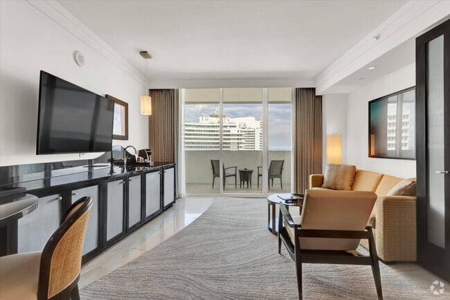 Building Photo - 4391 Collins Ave Rental