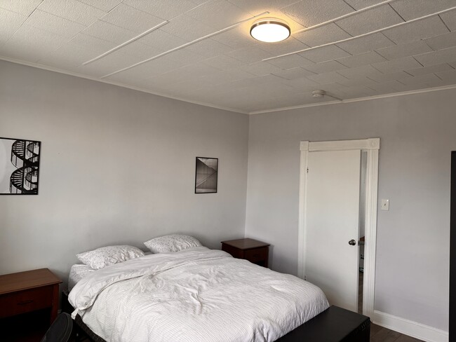 Building Photo - 2720 Maryland Ave