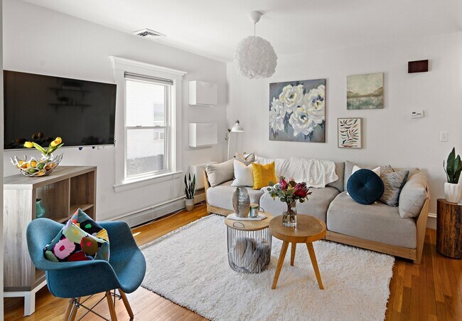 Photo - 32 Harvard St