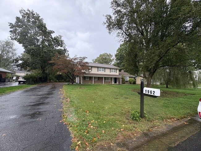 Photo - 4 Bedroom Single Family Home Available in ...